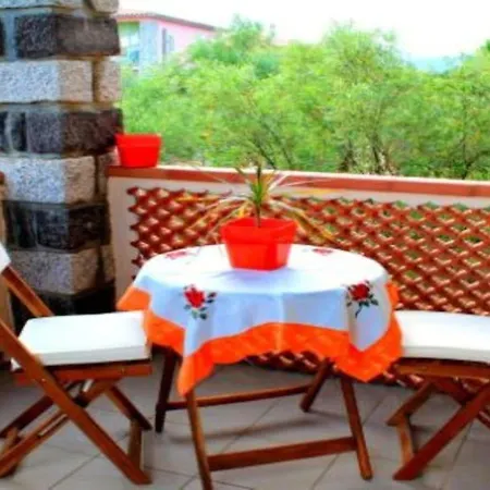 Apartment With 2 Bedrooms In Budoni With Enclosed Garden 400 M From The Beach Budoni